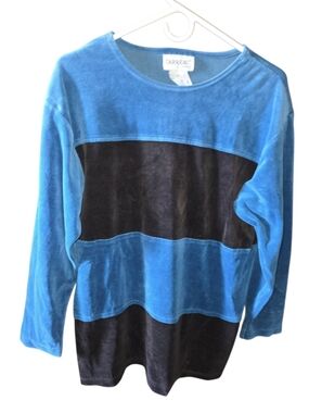 4/8/111. Carreau Sport Womens Blue & Black Velvet Colorblock Long Sleeve Top